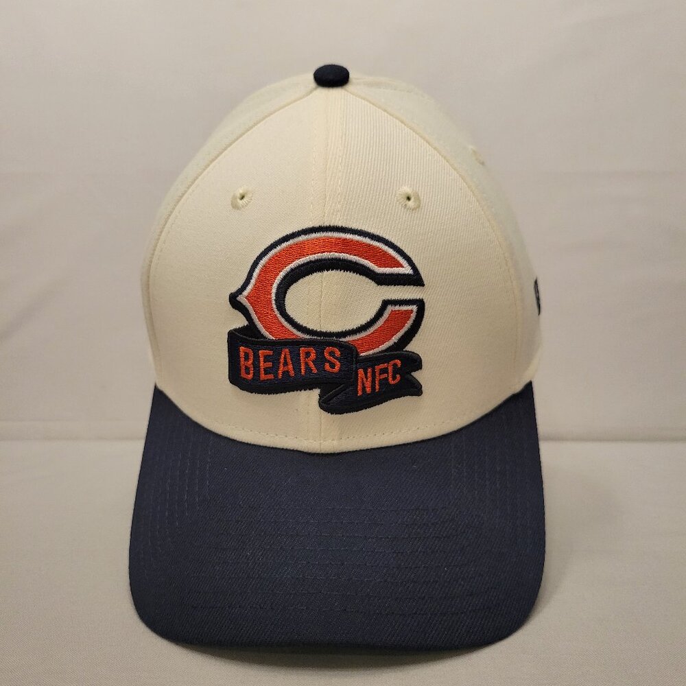 Chicago Bears New Era 39THIRT 2022 Sideline On Field Cream/Blue Fitted Hat M/L